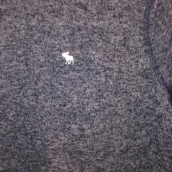 Boys Abercrombie long sleeve T shirt - Picture 2 of 5